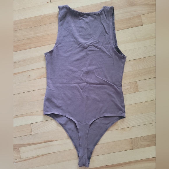 American Eagle Bodysuit - Picture 2 of 5